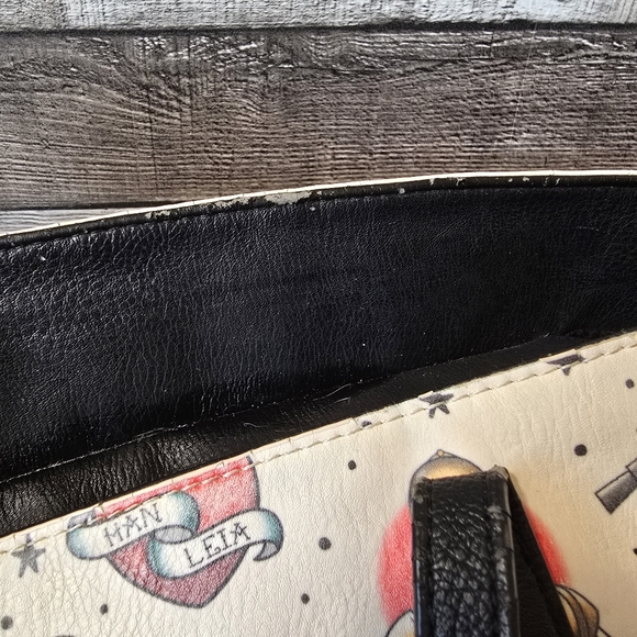 Loungefly Star Wars Tote Bag - Black and Cream - Picture 7 of 16